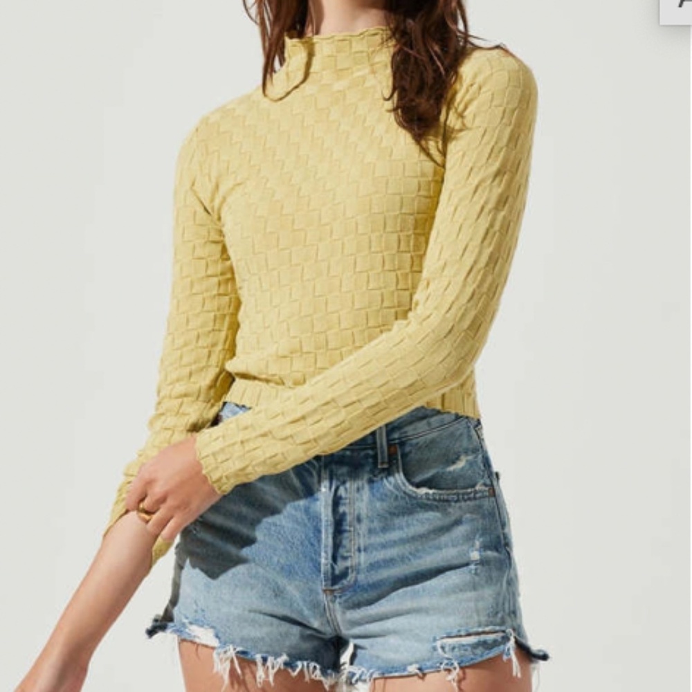 ASTR X Revolve Womens Lanare Top Pistachio Medium
